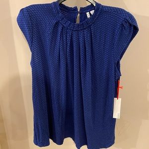 Elle sleeveless blouse